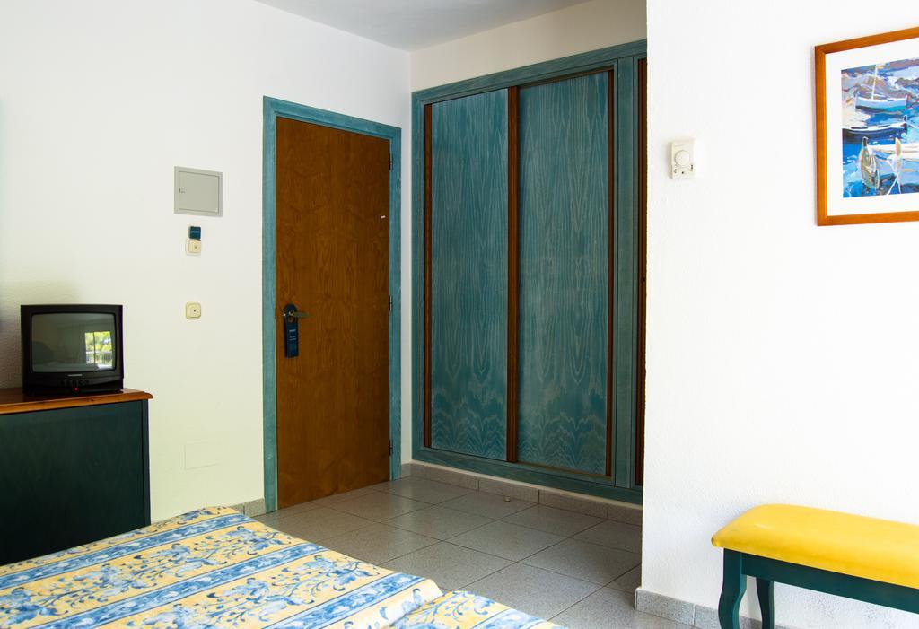 Hotel Es Pi 2 Playa de Migjorn Habitación foto